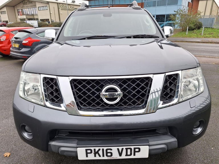 NISSAN NAVARA 2.5 dCi Tekna 2016