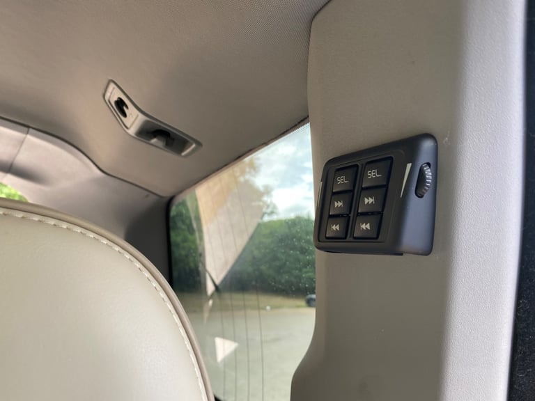 2012 Volvo XC90 2.4 D5 [200] SE 5dr Geartronic 7 SEATS Diesel