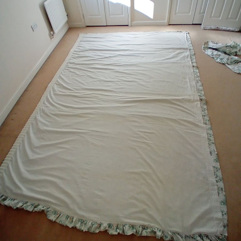 Vintage Laura Ashley 6.5m Louise floral curtains, Pelmet & tie backs