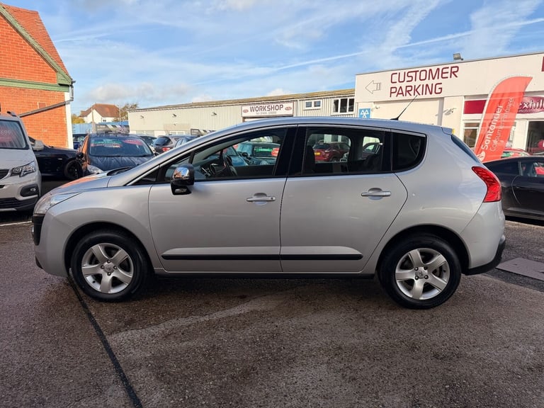 2013 Peugeot 3008 1.6 HDi 115 SR 5dr HATCHBACK DIESEL Manual