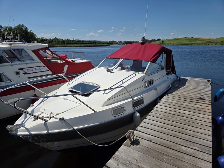 Sealine envoy 215