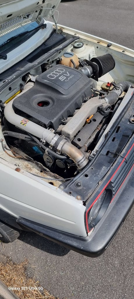 Volkswagen, GOLF, 1985, Manual, 1898 (cc)