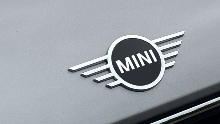 2023 MINI Countryman 1.5 Cooper Classic 5dr Auto [Comfort/Nav+ Pack] HATCHBACK PETROL Automatic
