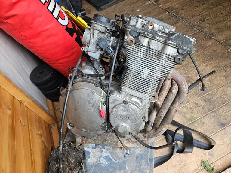 Suzuki Gsx750f engine 