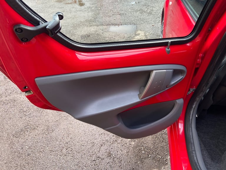 2009 Toyota Aygo 1.0 VVT-i + Hatchback 5dr Petrol Manual Euro 4 (67 bhp)