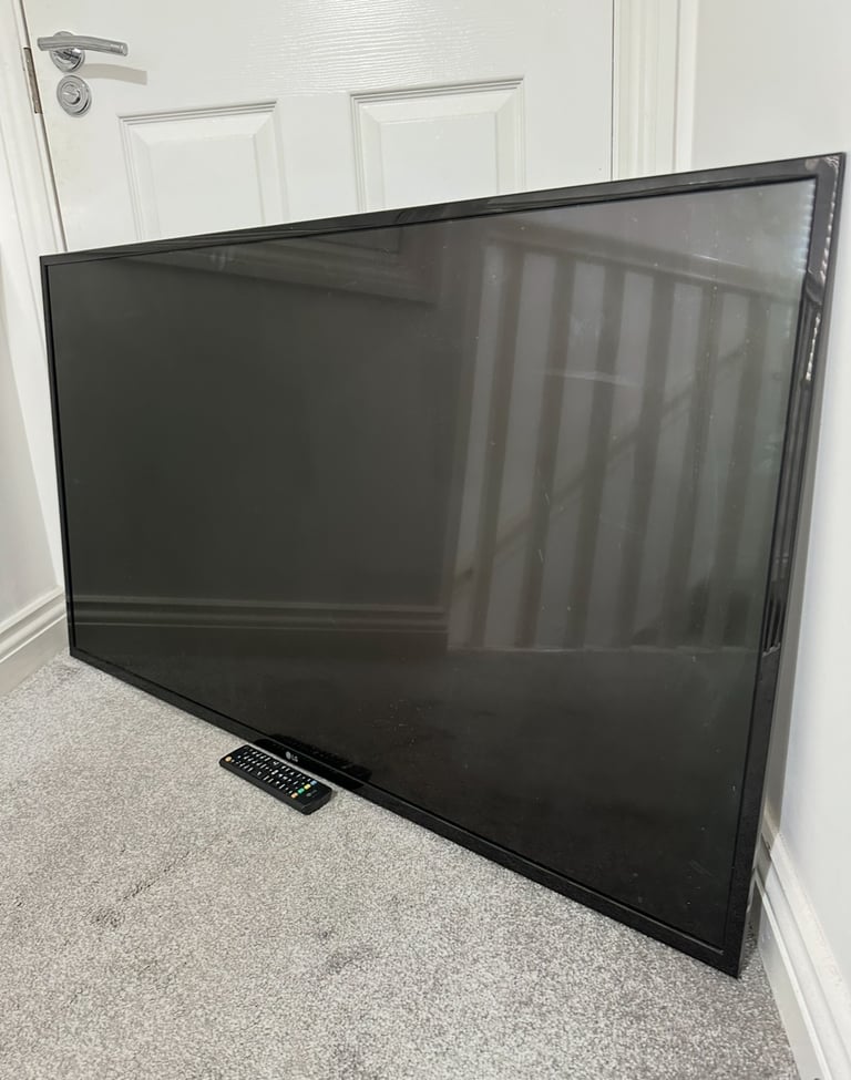 image for Lg 50” Led 4k Smart Tv Full Hd Ultra Slimline With Remote Good Condition