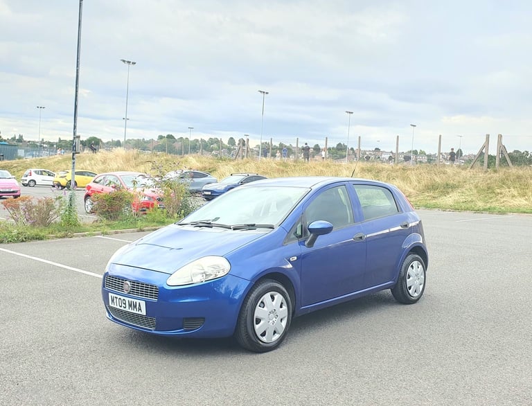 Fiat Punto Long Mot Hatchback, 2009, Manual, 1368 (cc), 5 doors