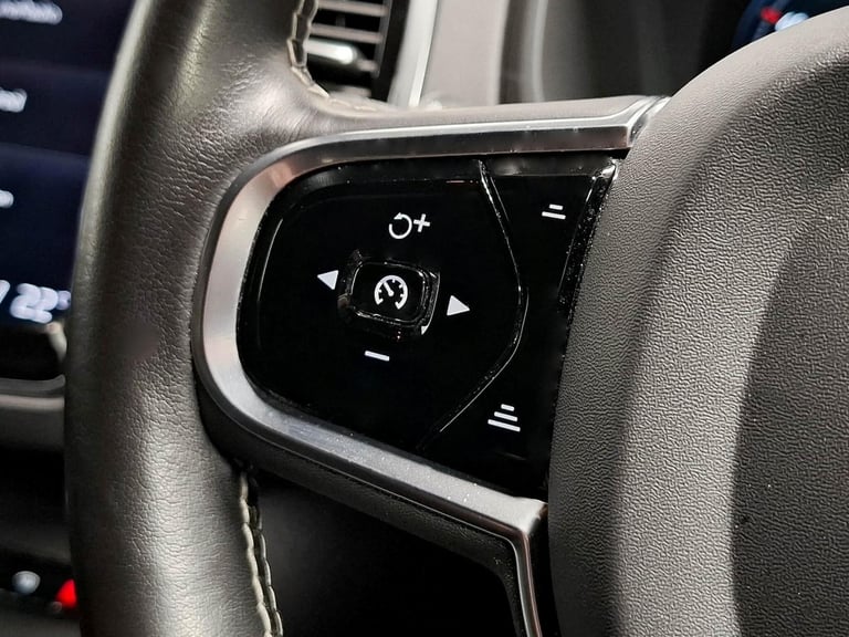 2020 Volvo XC90 R-Design T8 Twin Engine AWD ESTATE Petrol/Electric Hybrid Automatic