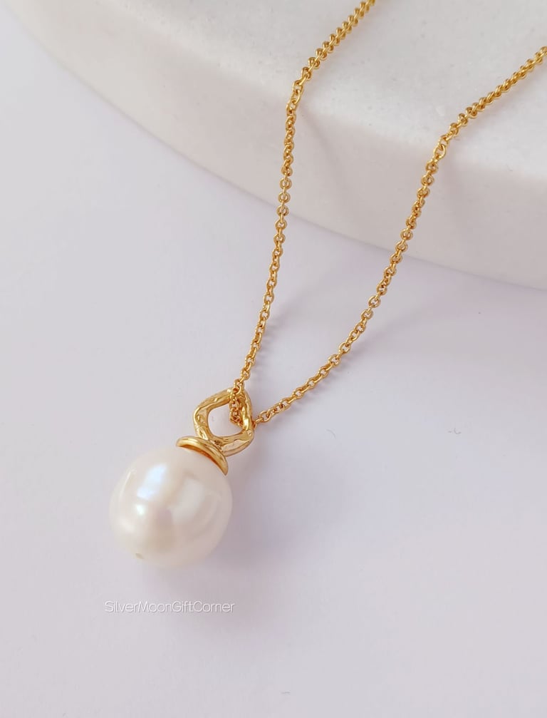 24K Gold Plated Large Genuine Pearl Necklace for Women Elegant Minimalist