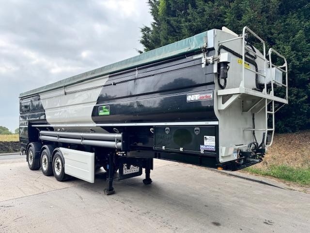image for 2019 MULDOON NT SERIES HORIZONTAL 6 COMPARTMENT BULK BLOWER TRAILER
