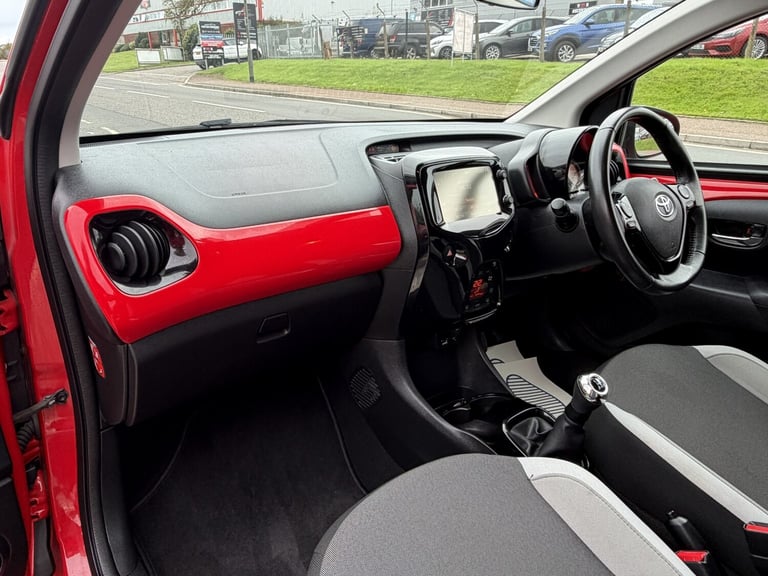 TOYOTA AYGO 1.0 VVT-i x-style 2017