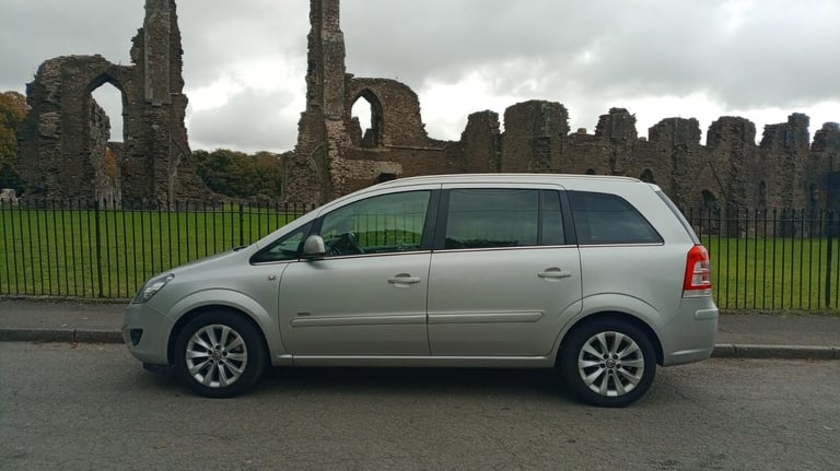 2014 Vauxhall Zafira 1.7 CDTi ecoFLEX Design Nav [110] 5dr MPV Diesel Manual