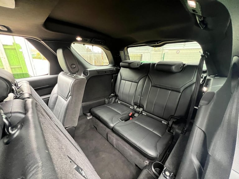 2018 Land Rover Discovery 3.0 TD V6 SE Auto 4WD Euro 6 (s/s) 5dr ESTATE Diesel Automatic