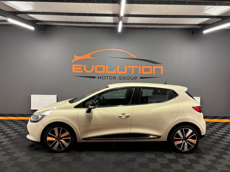 2015 Renault Clio 1.5 dCi 90 Dynamique S MediaNav Energy 5dr HATCHBACK Diesel Manual