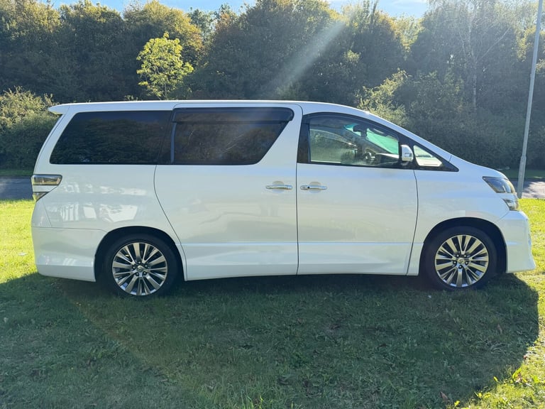 2012 TOYOTA VELLFIRE, WHITE,Golden Eyes 2, 2.4ltr. 7 Seater, Twin Sun roofs, 