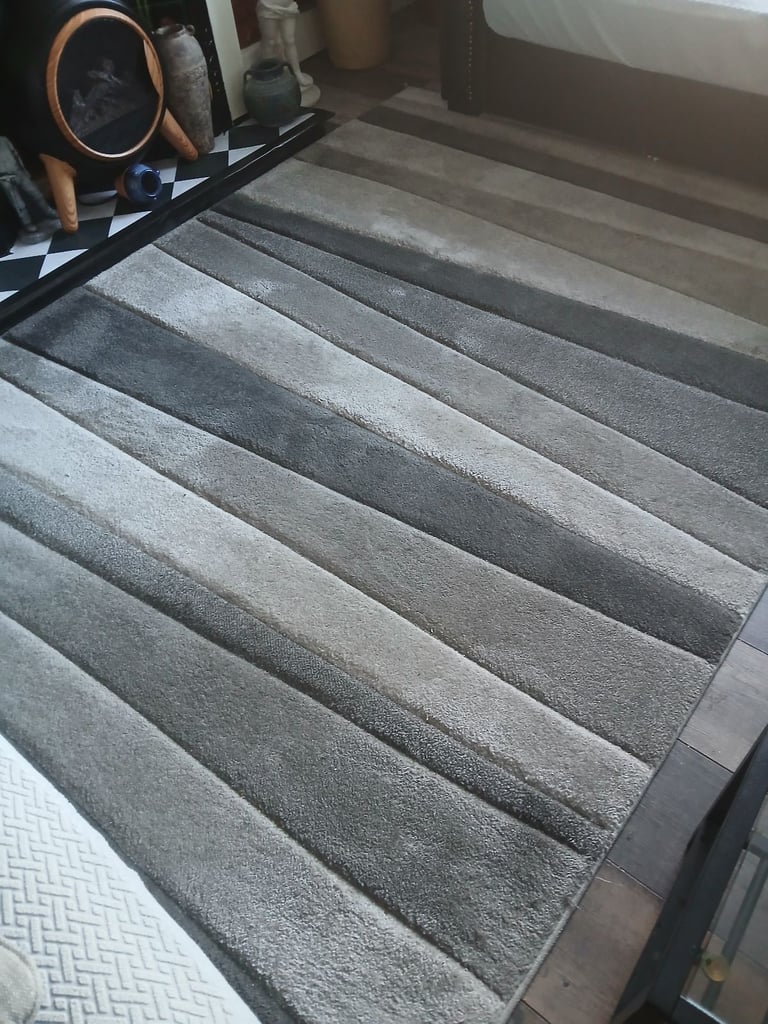 image for FABULOUS GREY COLOURED RUG 160X230