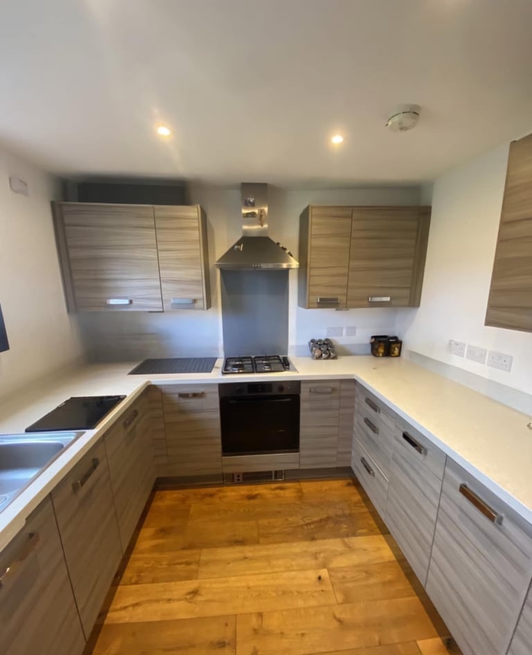 Second hand kitchen units gumtree hotsell