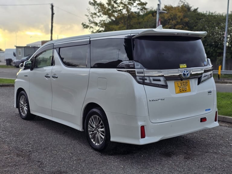 2018 Toyota Vellfire HYBRID 2.5 E-four 8 Seaters Euro 6  MPV Petrol/Hybrid Automatic