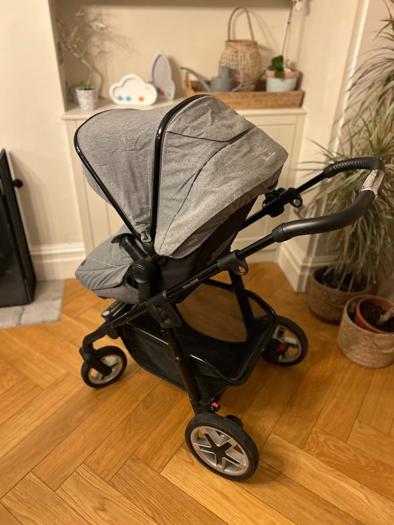 Stylish Limited Edition Silver Cross Pram/ Pushchair, grey with stunning fur liner