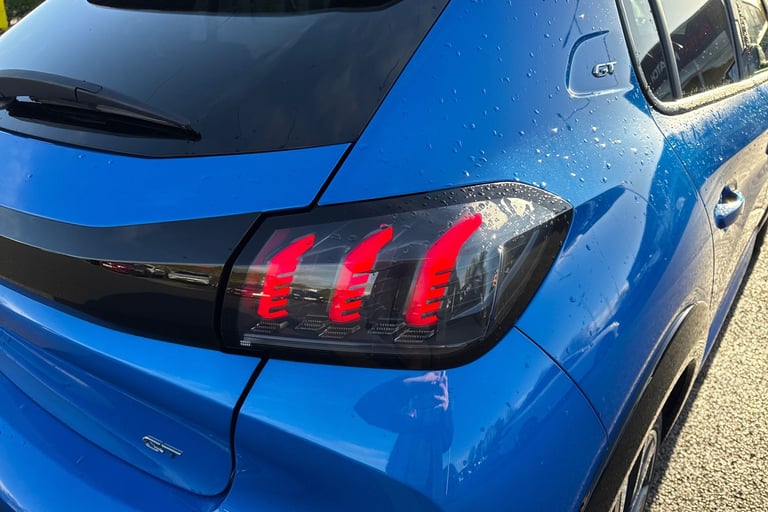 2022 Peugeot 208 1.2 PureTech GT Euro 6 (s/s) 5dr Hatchback PETROL Manual