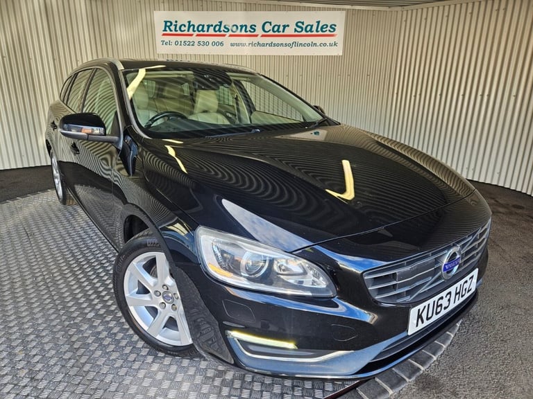 2013 Volvo V60 2.4 D5 SE Lux Nav Estate 5dr Diesel Geartronic Euro 5 (215 ps) Estate Diesel Autom...