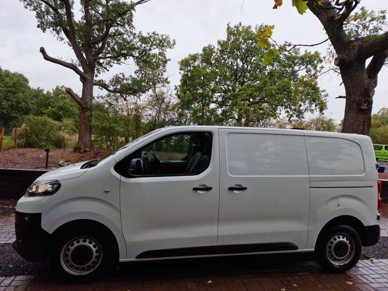 CITROEN DISPATCH M 1400 ENTERPRISE BLUEHDI SS White Manual Diesel, 2018