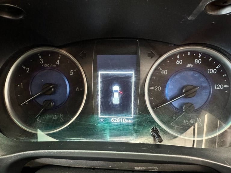 2020 Toyota Hilux 2.4 INVINCIBLE 4WD D-4D DCB 147 BHP DOUBLE CAB PICK-UP Diesel Manual