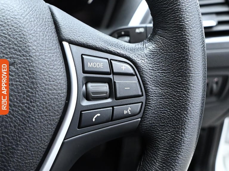 2025 BMW 1 Series 2.0 118d SE Hatchback 5dr Diesel Auto Euro 6 (s/s) (150 ps) Hatchback DIESEL Au...