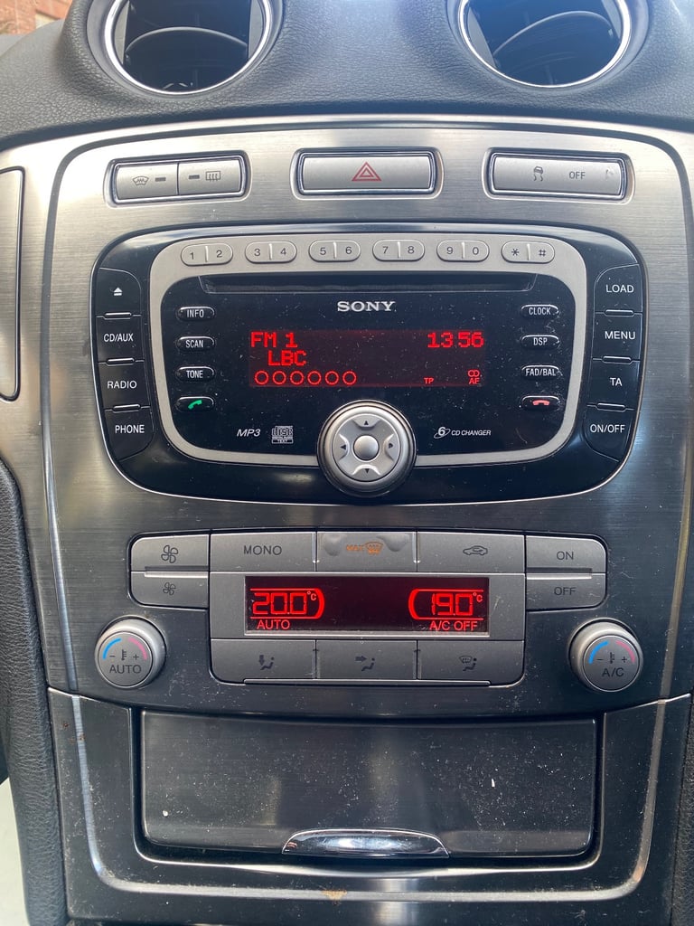 FORD, MONDEO, 2.0 TDCi Titanium MOT 09/2026 - Image 16