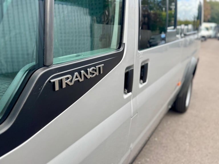 2010 Ford Transit 2.4 TDCi 430 Trend RWD L4 H2 4dr NA Diesel Manual