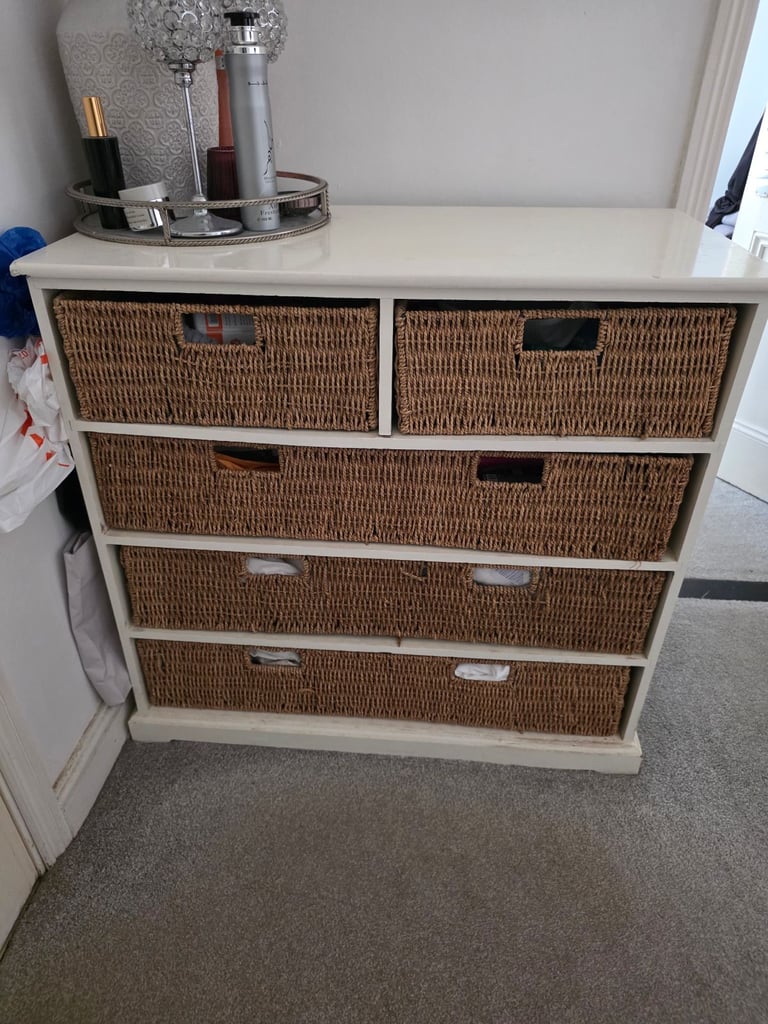 image for Beautiful Farmhouse-Style Chest of Drawers with 5 Wicker Baskets