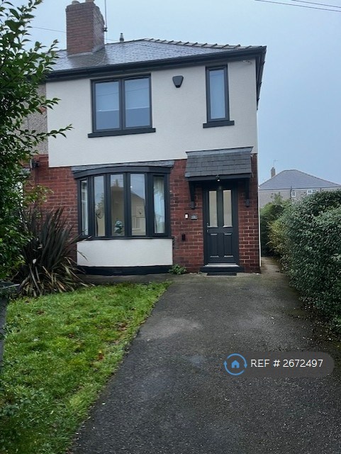 4 bedroom house in Warminster Road, Sheffield, S8 (4 bed) (#2672497)