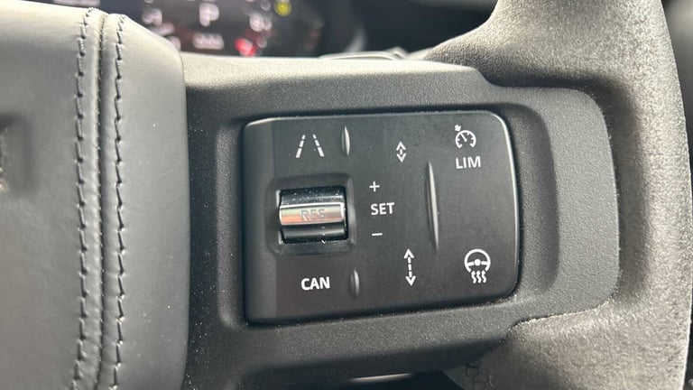 2022 Land Rover Defender 5.0 P525 V8 Carpathian Edition 90 3dr Auto ESTATE PETROL Automatic