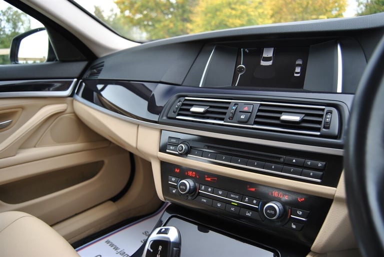 2014 BMW 5 Series 528i SE 4dr Step Auto SALOON PETROL Automatic