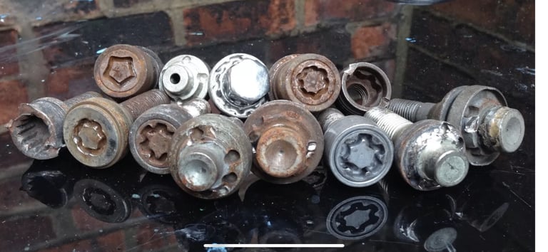 Locking Wheel Nut Remover