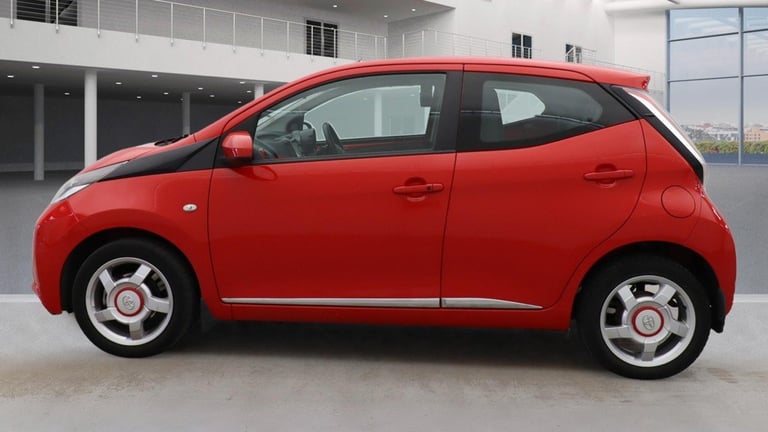 TOYOTA AYGO 1.0 VVT-i x-pression 2015