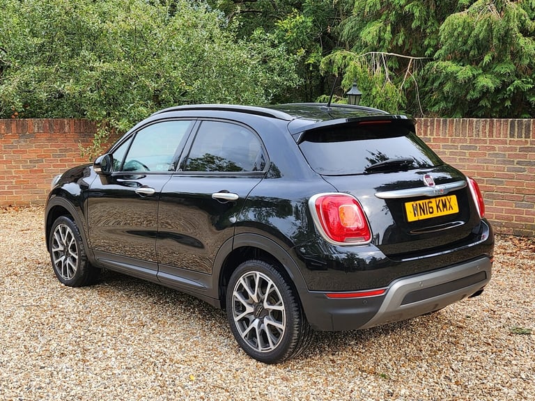 2016 Fiat 500X 1.4i Multi-Air Cross Plus with Full Service History HATCHBACK Petrol Manual