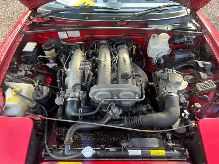 1990 Mazda MX-5 1.6L 2d  114 BHP Convertible Petrol Manual