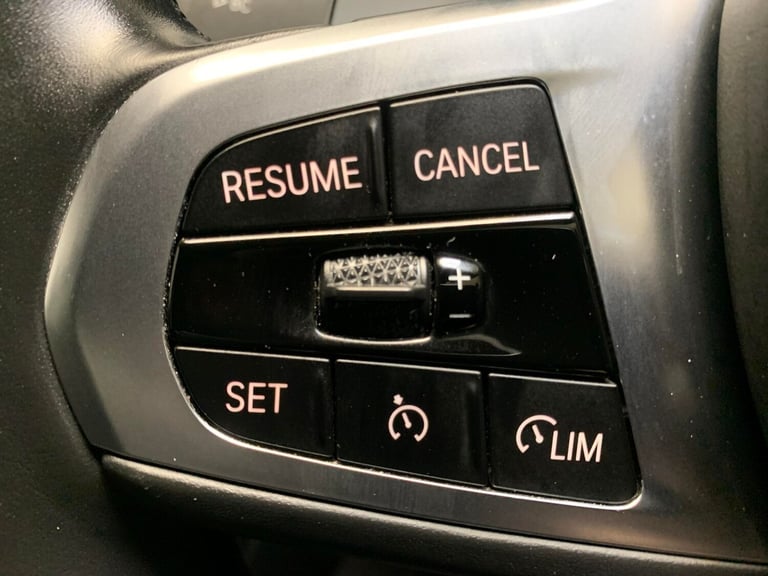 2021 BMW 3 Series 330e xDrive M Sport 4dr Step Auto SALOON PETROL/ELECTRIC Automatic