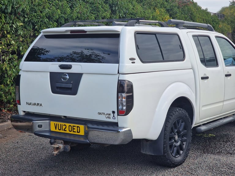 2012 Nissan Navara Double Cab Pick Up Outlaw 3.0dCi V6 231 4WD Auto PICK UP Diesel Automatic