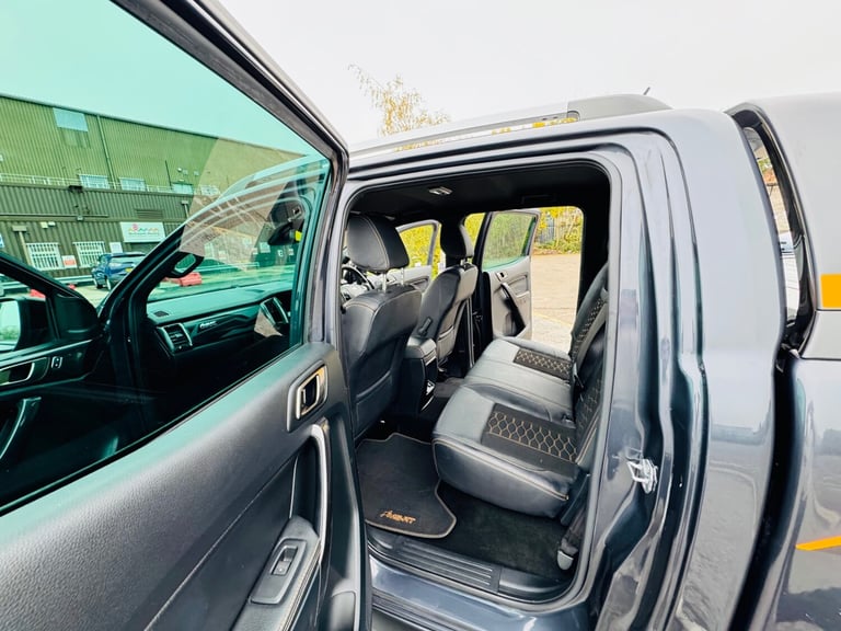 FORD RANGER MS-RT LIMITED EDITION NR 358 AUTO 213PS FSH WILDTRAK