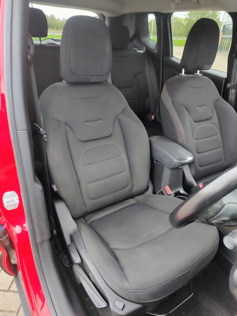 JEEP RENEGADE, NIGHT EAGLE EDITION, 1.6 DIESEL, LOW MILES, 12MONTHS MOT, SERVICE HISTORY 