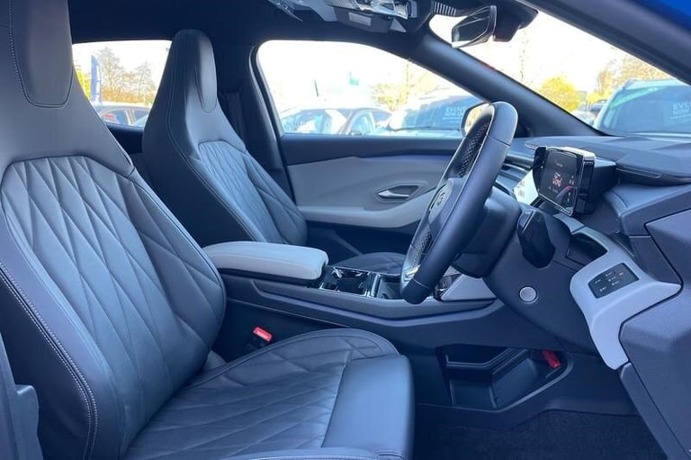 2024 Ford Capri Extended Range 77kWh Premium RWD 5dr Automatic Automatic SUV Electric Automatic