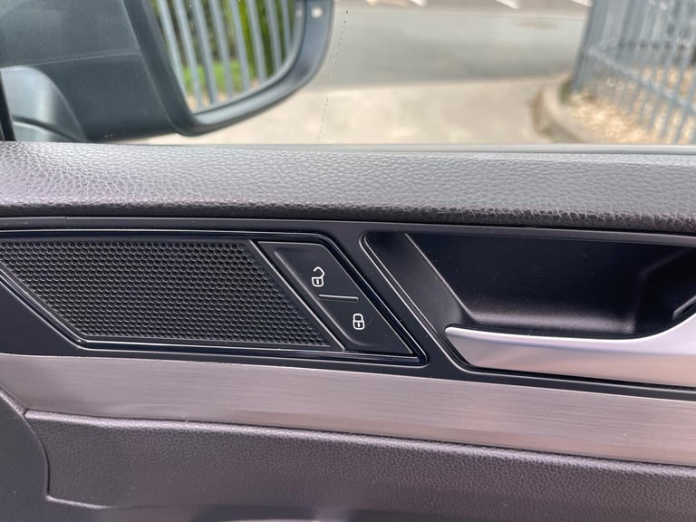 2015 Volkswagen Passat 1.6 TDI BlueMotion Tech S Euro 6 (s/s) 4dr SALOON Diesel Manual