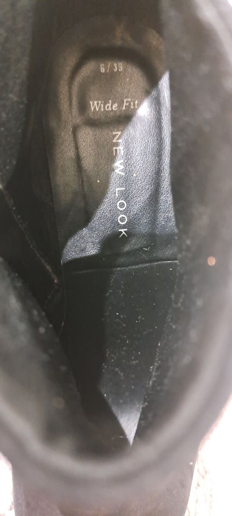 New look black boots size 6 wide fitting 