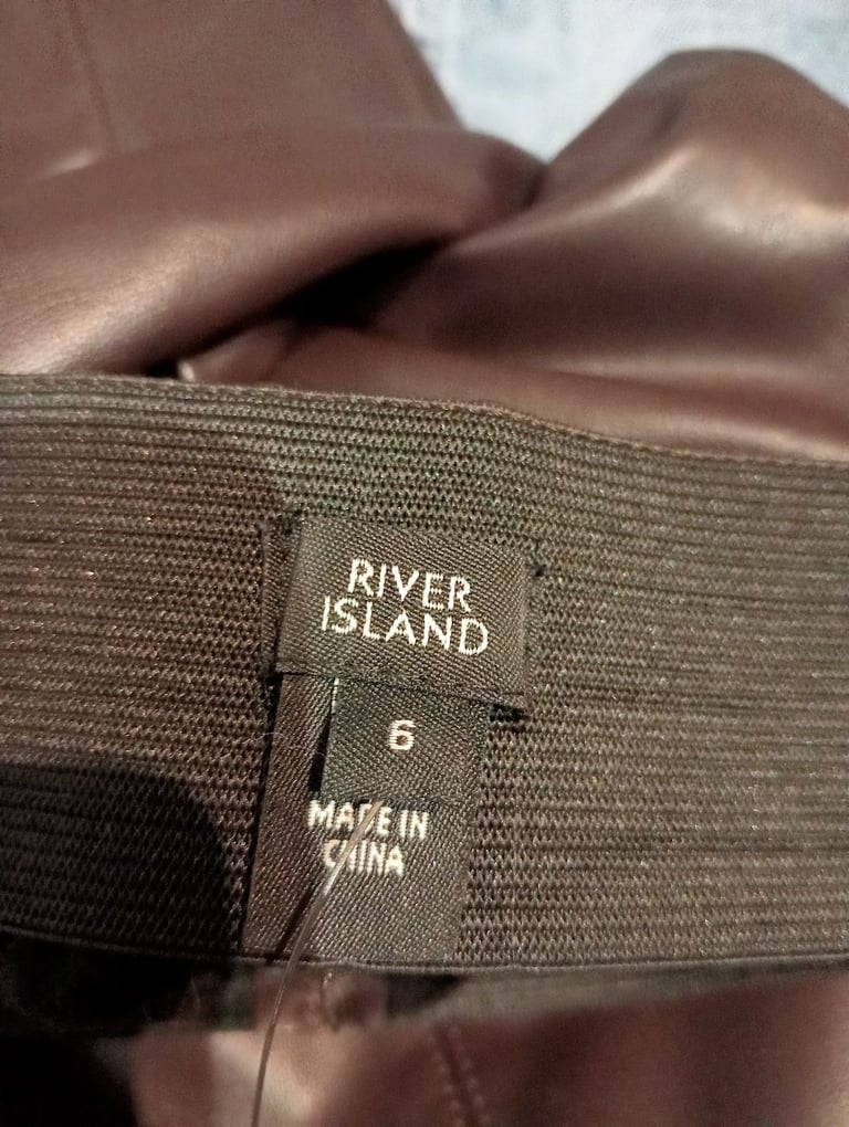 Ladies trousers  size 6- 8