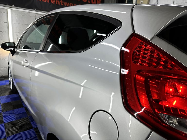 2009 Ford Fiesta 1.4 Titanium Hatchback 3dr Petrol Manual (133 g/km  94 bhp)