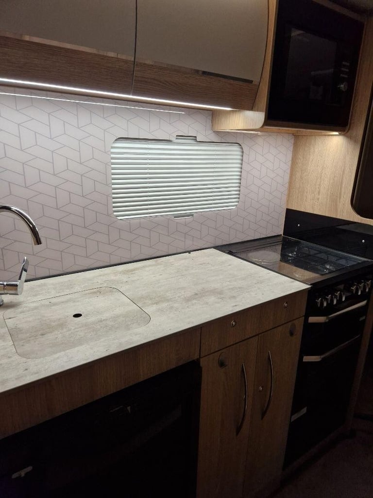 2023 Auto-Trail Imala 730