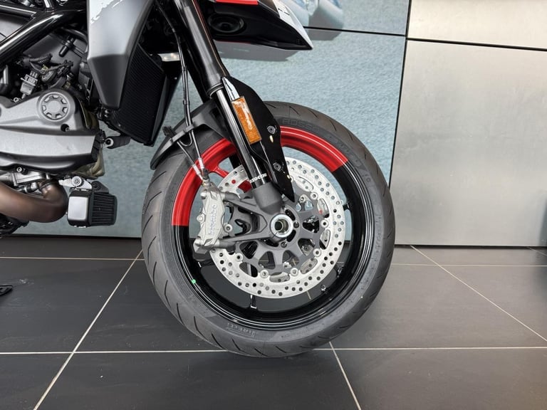  FOR SALE: 2025 Ducati Hypermotard 950 RVE – Brand New, Ready for Delivery