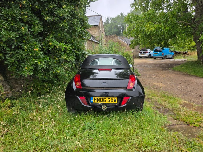 Ford, STREETKA, Convertible, 2006, Manual, 1597 (cc), 2 doors